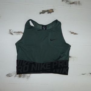Cropped workout tank